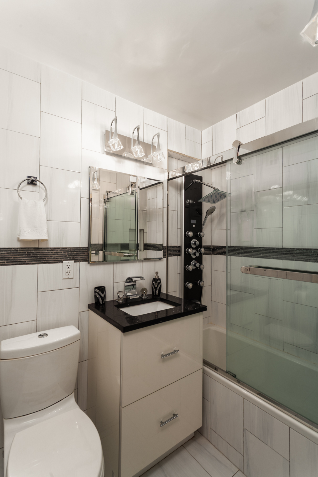 435 East 65th Street, Unit 4E Manhattan, NY 10065 - Photo 10 of 13
