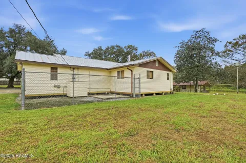 $322,500 | 4092 Poydras Highway, Breaux Bridge, LA 70517