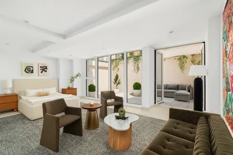 $4,250,000 | 79 South 2nd Street | Williamsburg