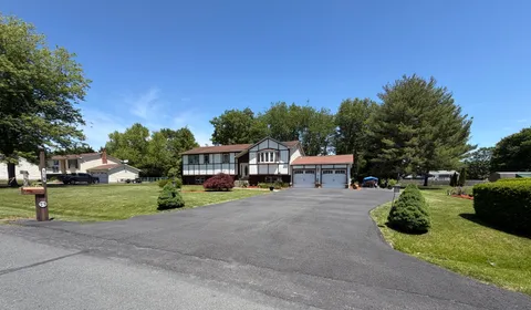 $450,000 | 115 Brantwood Drive, Elkton, MD 21921