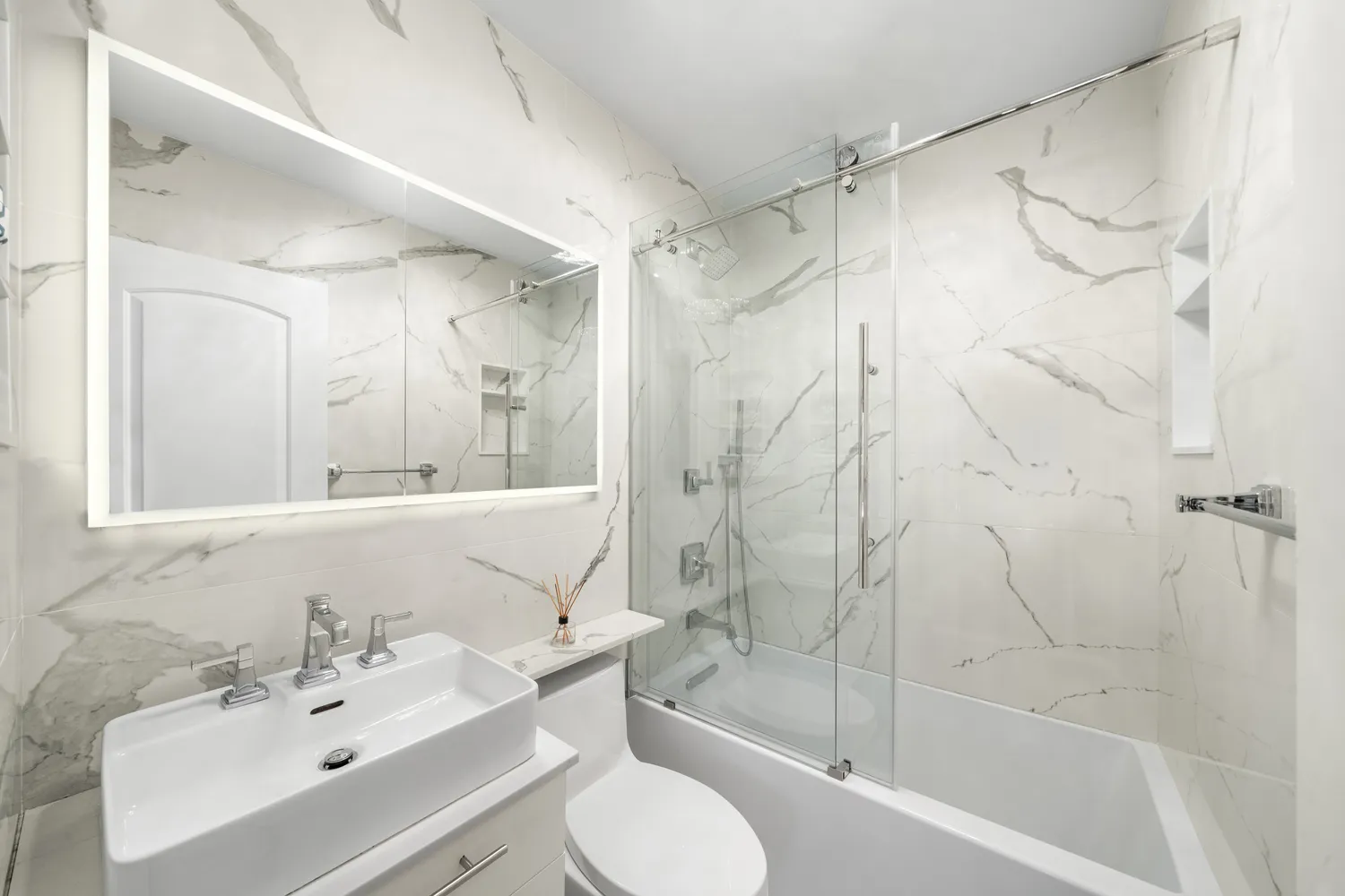 $550,000 | 24 5th Avenue, Unit 1212 | Greenwich Village