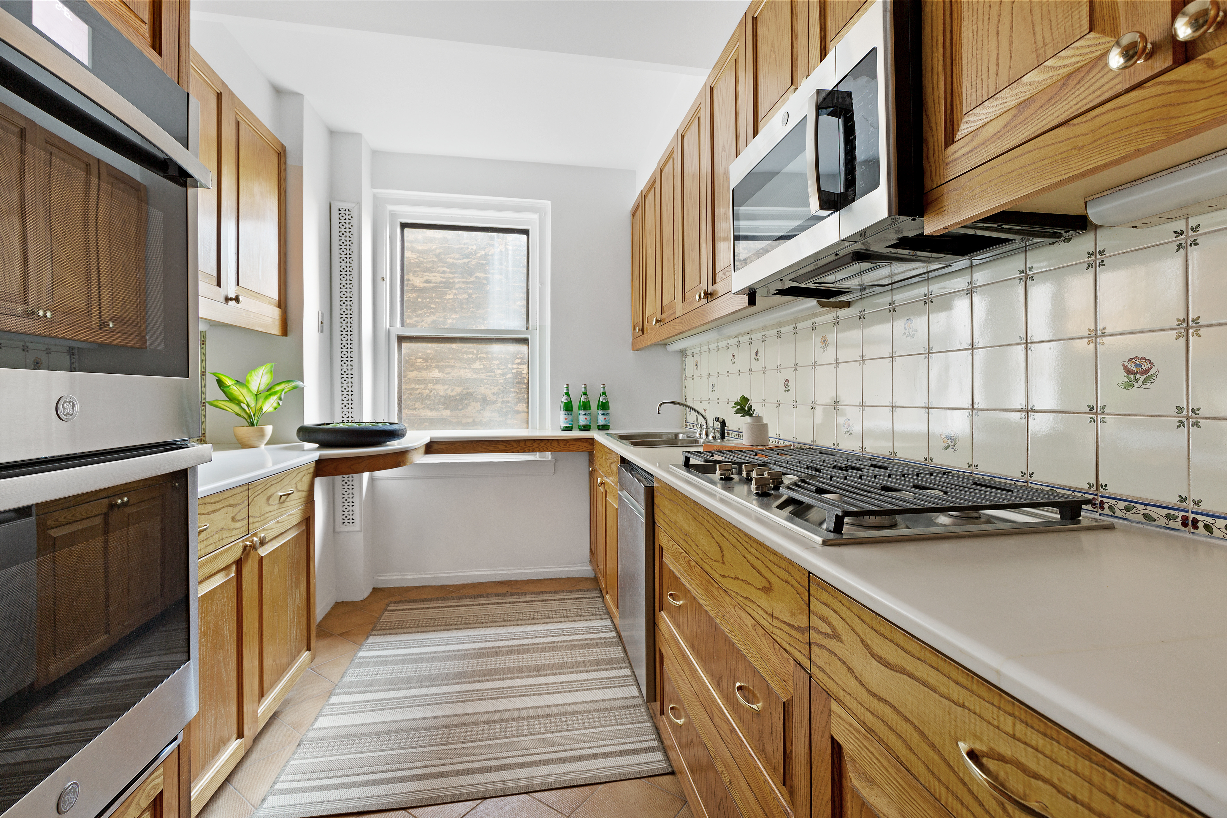 24 Monroe Place, Unit 2A Brooklyn, NY 11201 - Photo 6 of 18