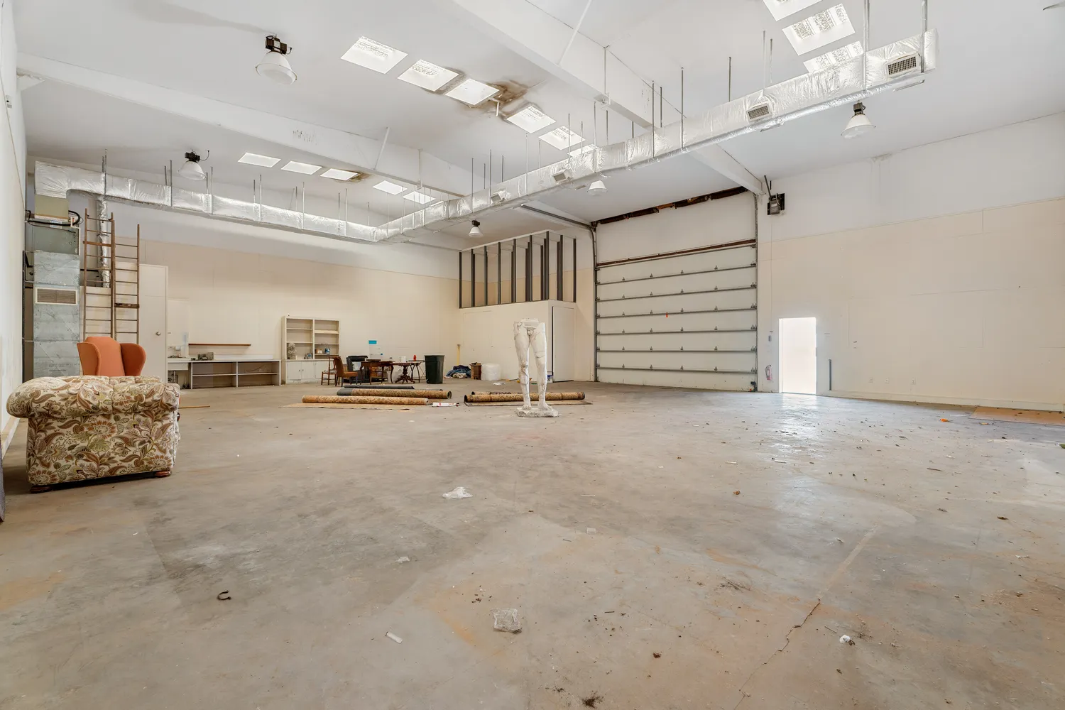 3 Railroad Avenue, East Hampton, NY 11937