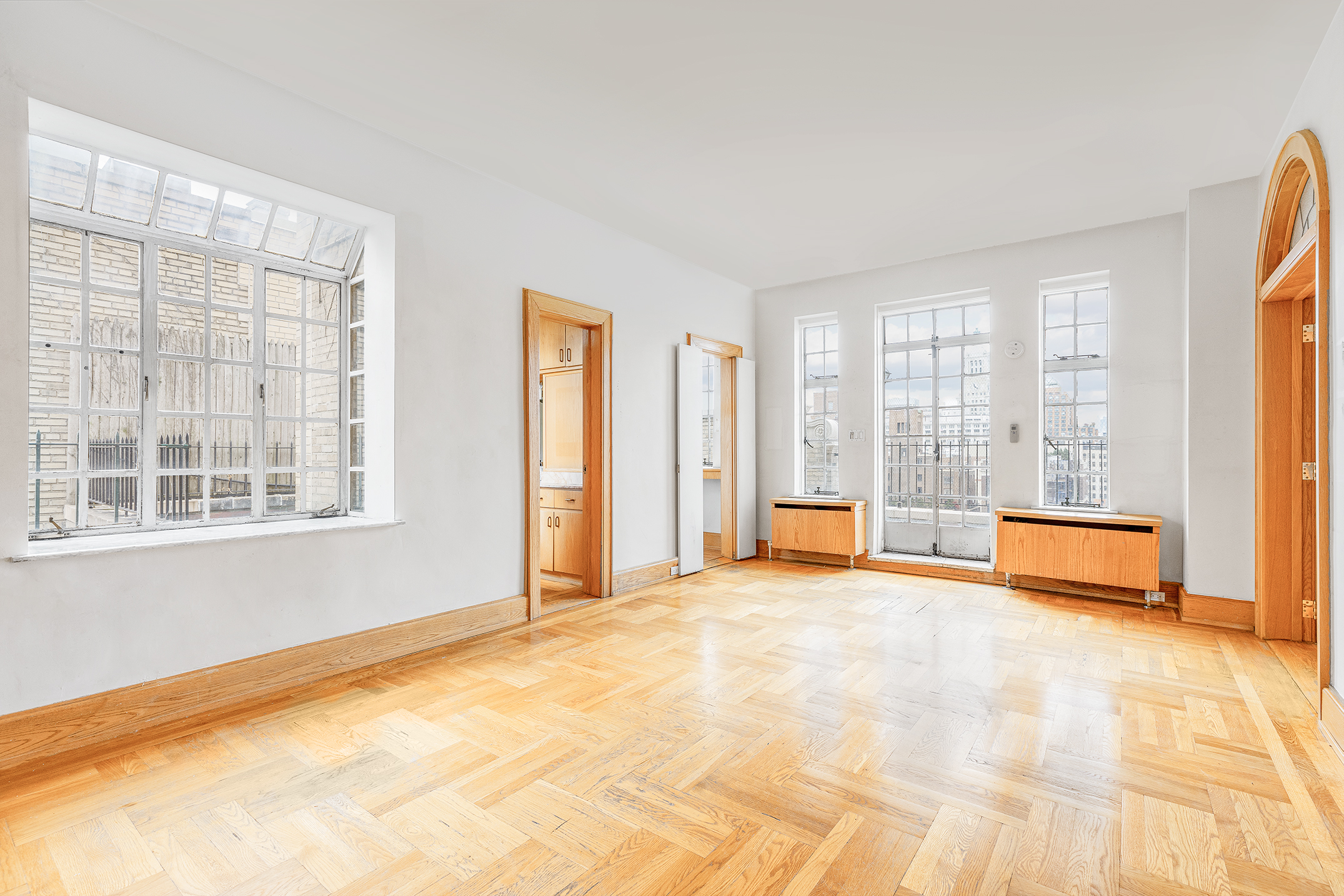 60 Gramercy Park North, Unit PH Manhattan, NY 10010 - Photo 5 of 21