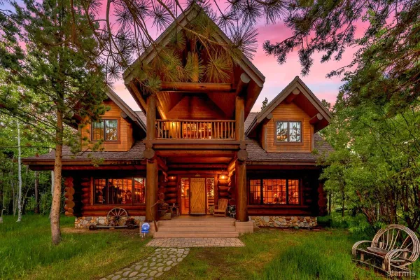 $3,290,000 | 3838 Meadow Road, South Lake Tahoe, CA 96150