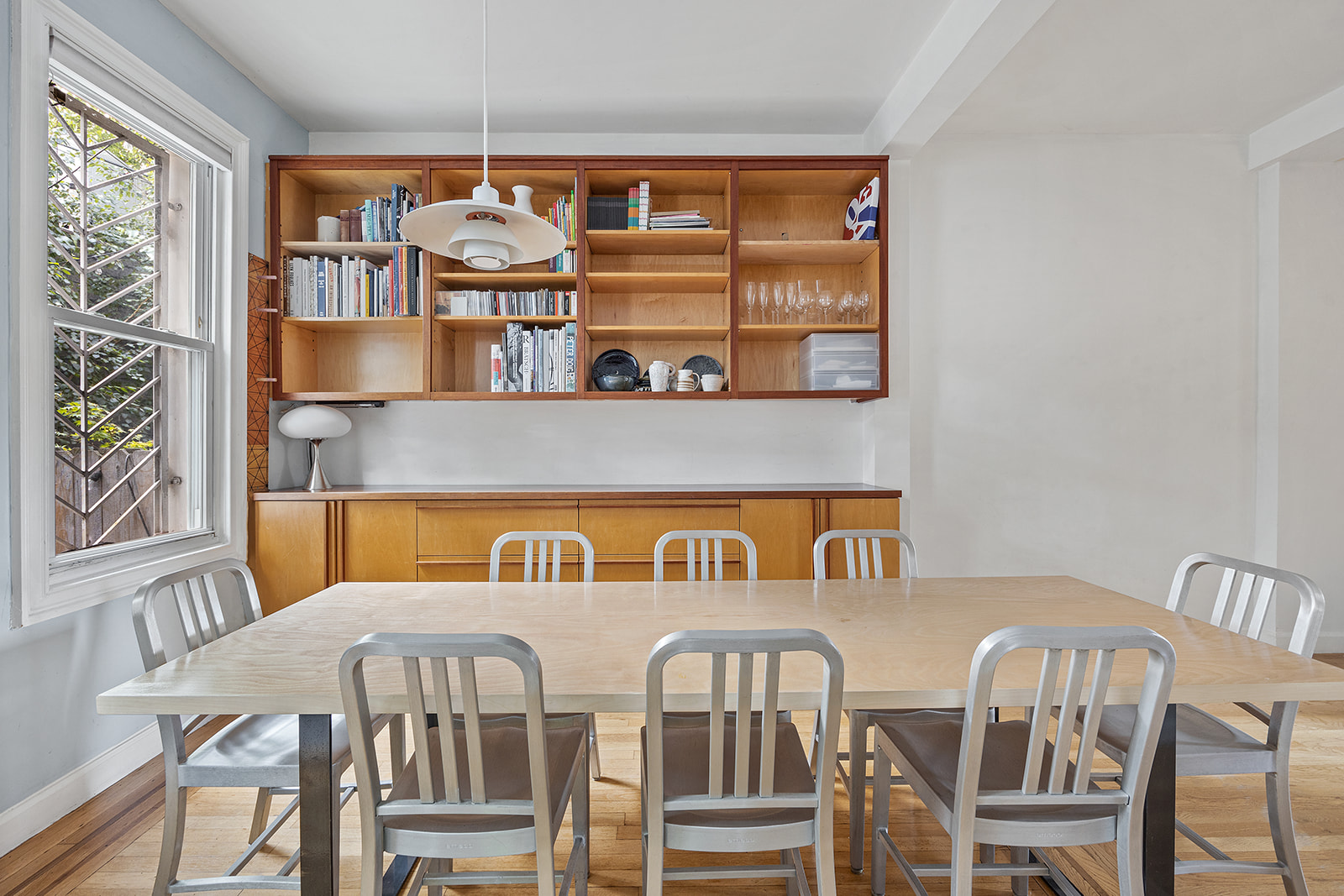 18 Orient Avenue Brooklyn, NY 11211 - Photo 4 of 20