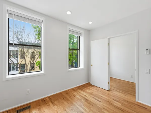 $8,000 | 2127 Newport Place Northwest, Washington, DC 20037