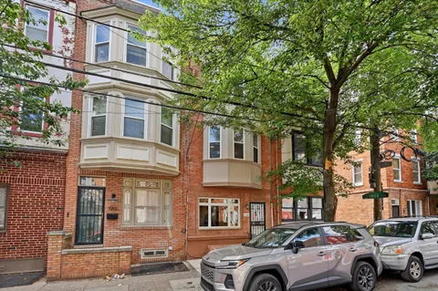 $665,000 | 760 South 6th Street, Philadelphia, PA 19147