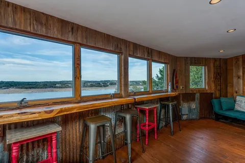 $1,495,000 | 21008 Lakeshore Drive West, Spicewood, TX 78669