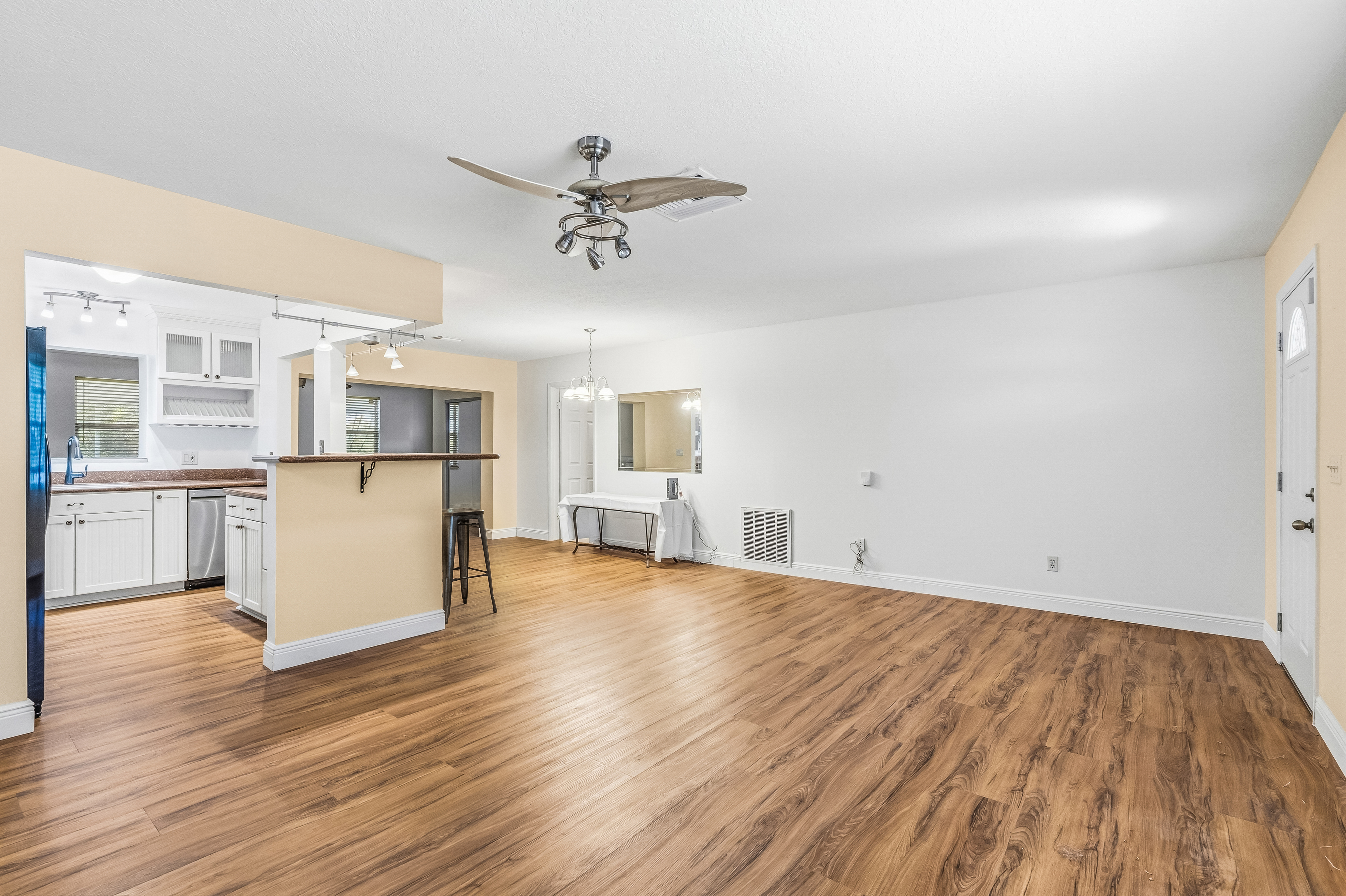 1202 Southeast Madison Avenue Stuart, FL 34996 - Photo 8 of 31