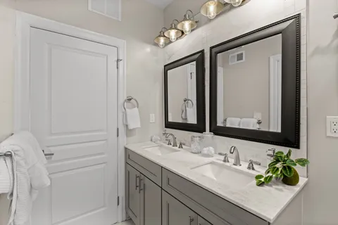 $525,000 | 2129 Tasker Street, Philadelphia, PA 19145