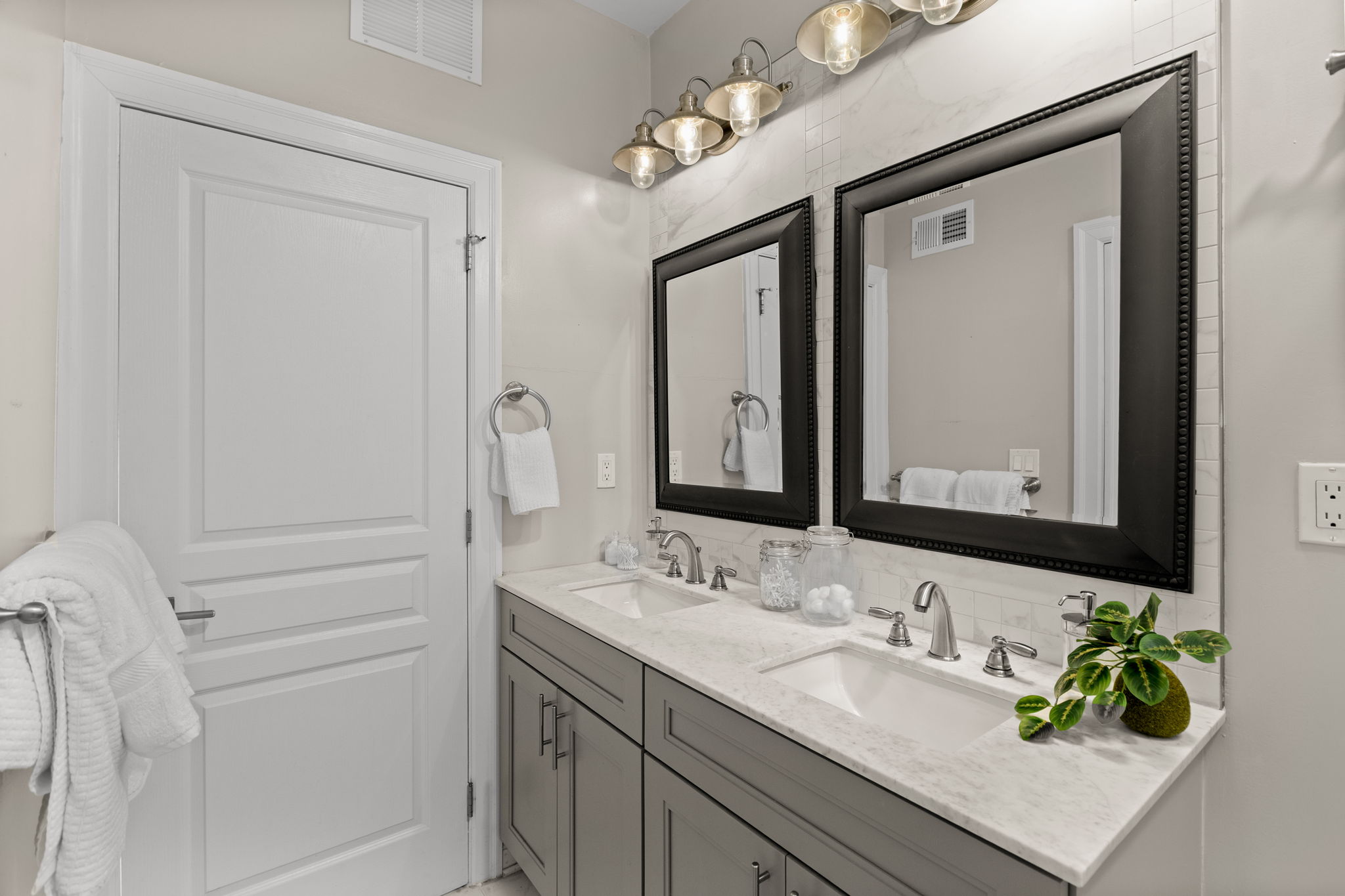 2129 Tasker Street Philadelphia, PA 19145 - Photo 37 of 51 Gallery Image 37