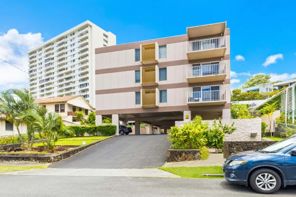 $389,000 | 968 Spencer Street, Unit 301, Honolulu, HI 96822