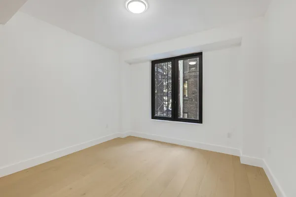 $12,000 | 21 West 17th Street, Unit 4 | Flatiron
