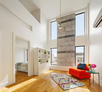 $1,195,000 | 79 Clay Street, Unit 4F | Greenpoint