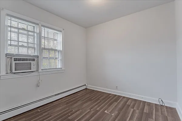 $450,000 | 140 Palsa Avenue, Elmwood Park, NJ 07407