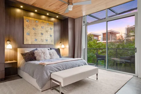 $1,095,000 | 2301 South 5th Street, Unit 11, Austin, TX 78704