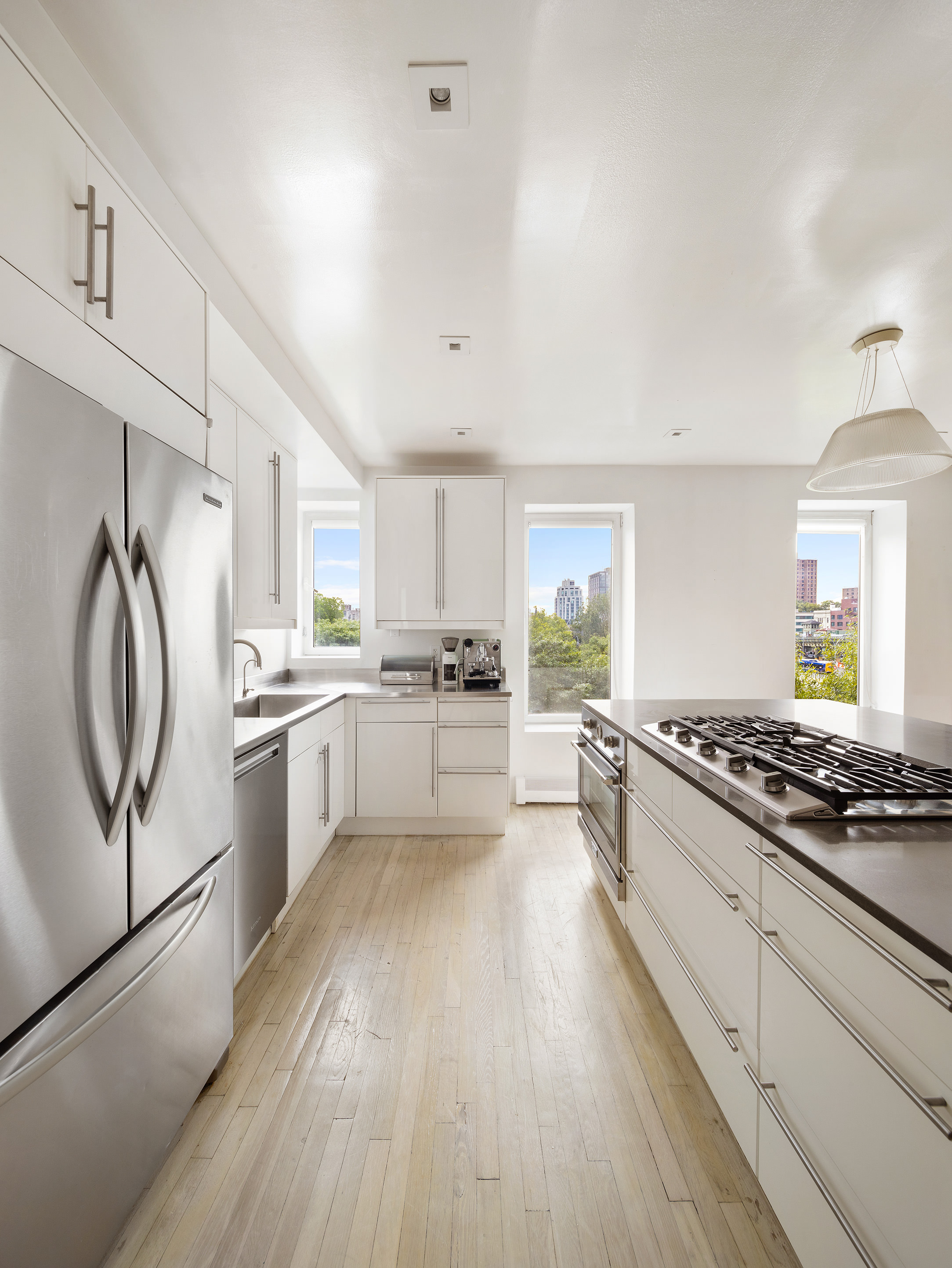 180 South 4th Street, Unit 4S Brooklyn, NY 11211 - Photo 4 of 10