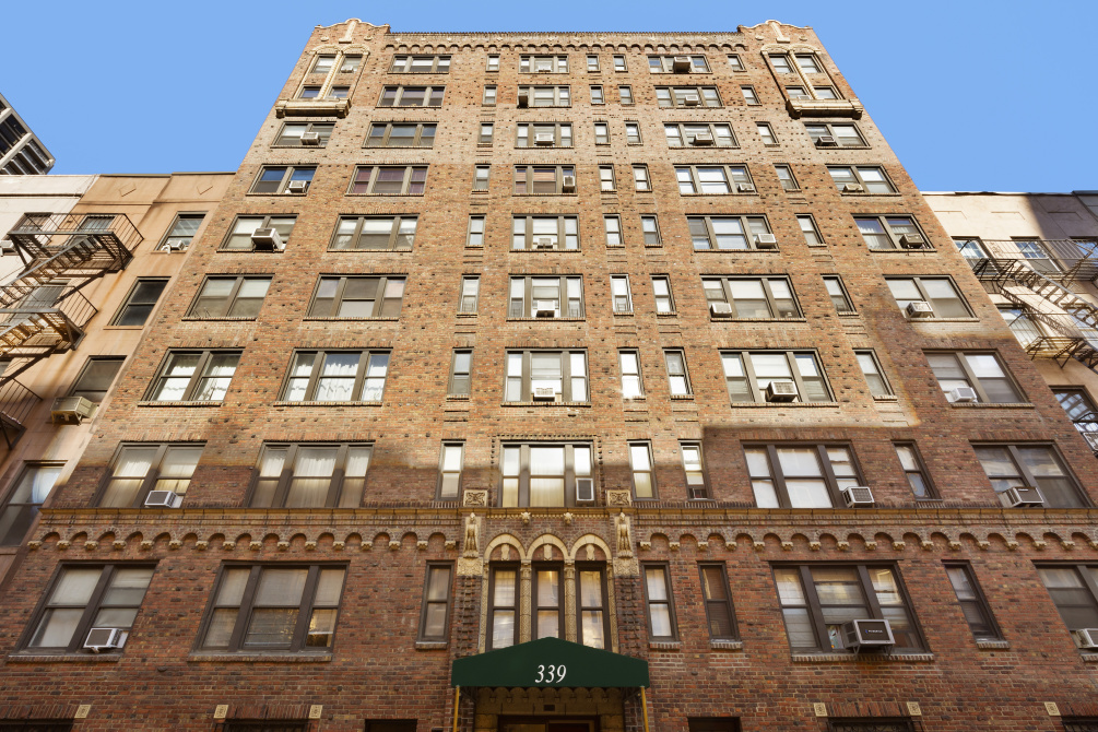 339 East 58th Street, Unit 9F Manhattan, NY 10022 - Photo 8 of 9 a view of a building