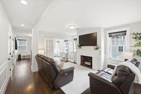 $849,000 | 9 Park Street, Unit 10, Dorchester, MA 02122