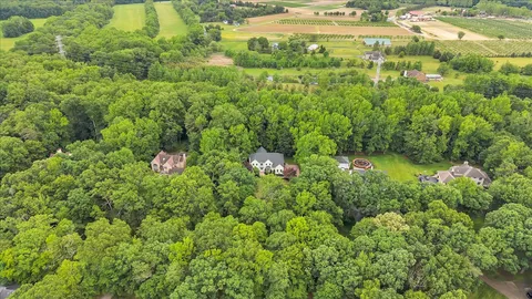 $1,125,000 | 6 Pine Acres Drive, Medford, NJ 08055