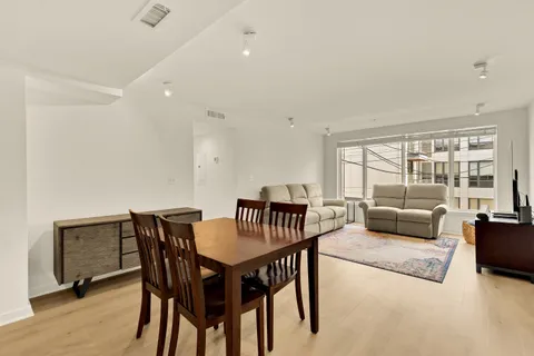 $500,000 | 1423 Newton Street Northwest, Unit 204, Washington, DC 20010