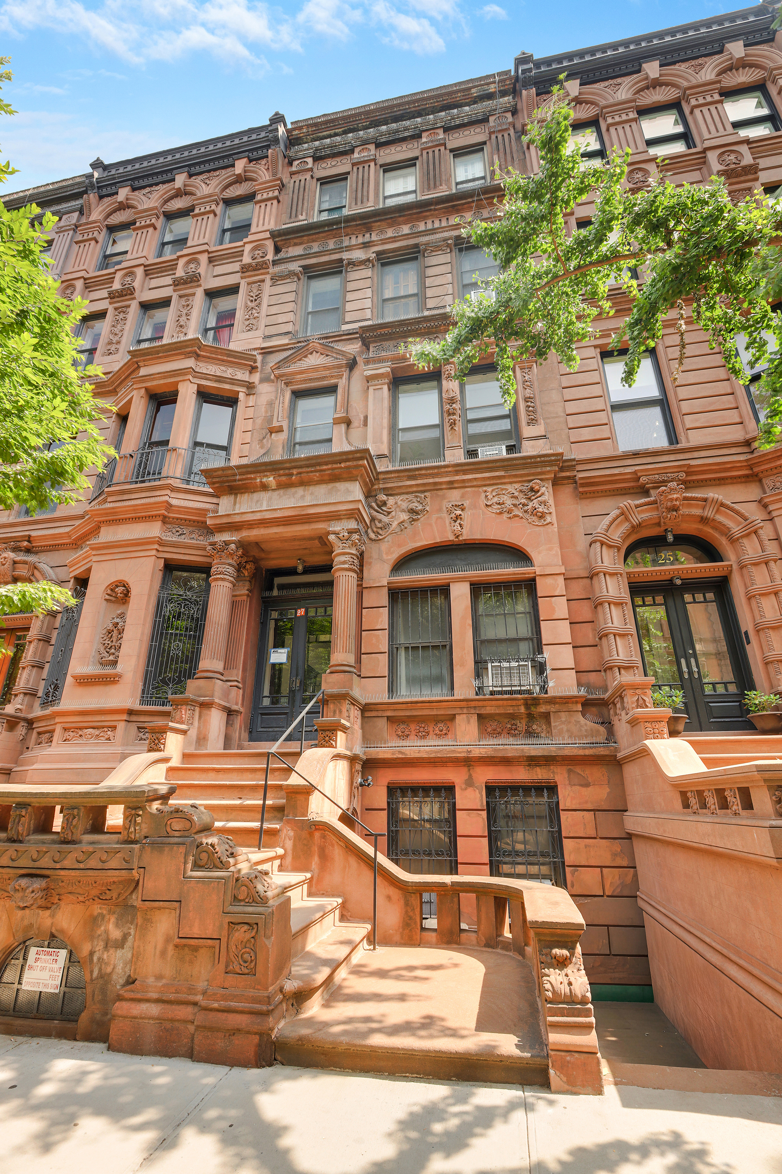 27 West 88th Street, Unit 2 Manhattan, NY 10024 - Photo 8 of 9
