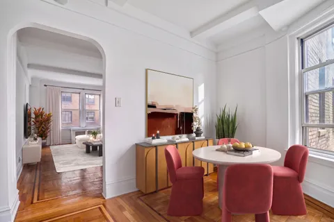 $1,050,000 | 30 West 90th Street, Unit 8A | Upper West Side