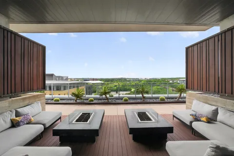 $1,290,000 | 222 West Avenue, Unit 1713, Austin, TX 78701