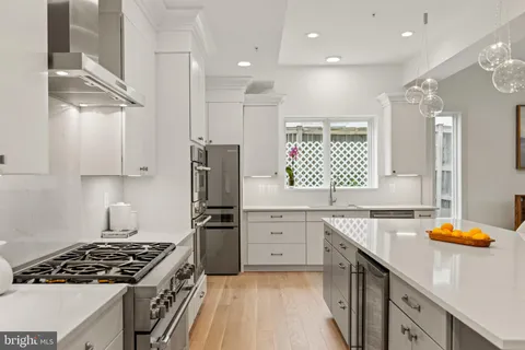 $2,099,000 | 8609 Woodbrook Lane, Chevy Chase, MD 20815
