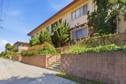 $415,000 | 410 North Market Street, Unit 3, Inglewood, CA 90302