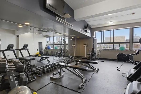 $3,100 | 12 Stoneholm Street, Unit 425, Boston, MA 02115