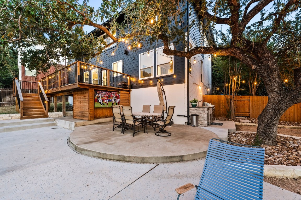 2204 Rimrock Drive Austin, TX 78738 - Photo 30 of 35 Gallery Image 30