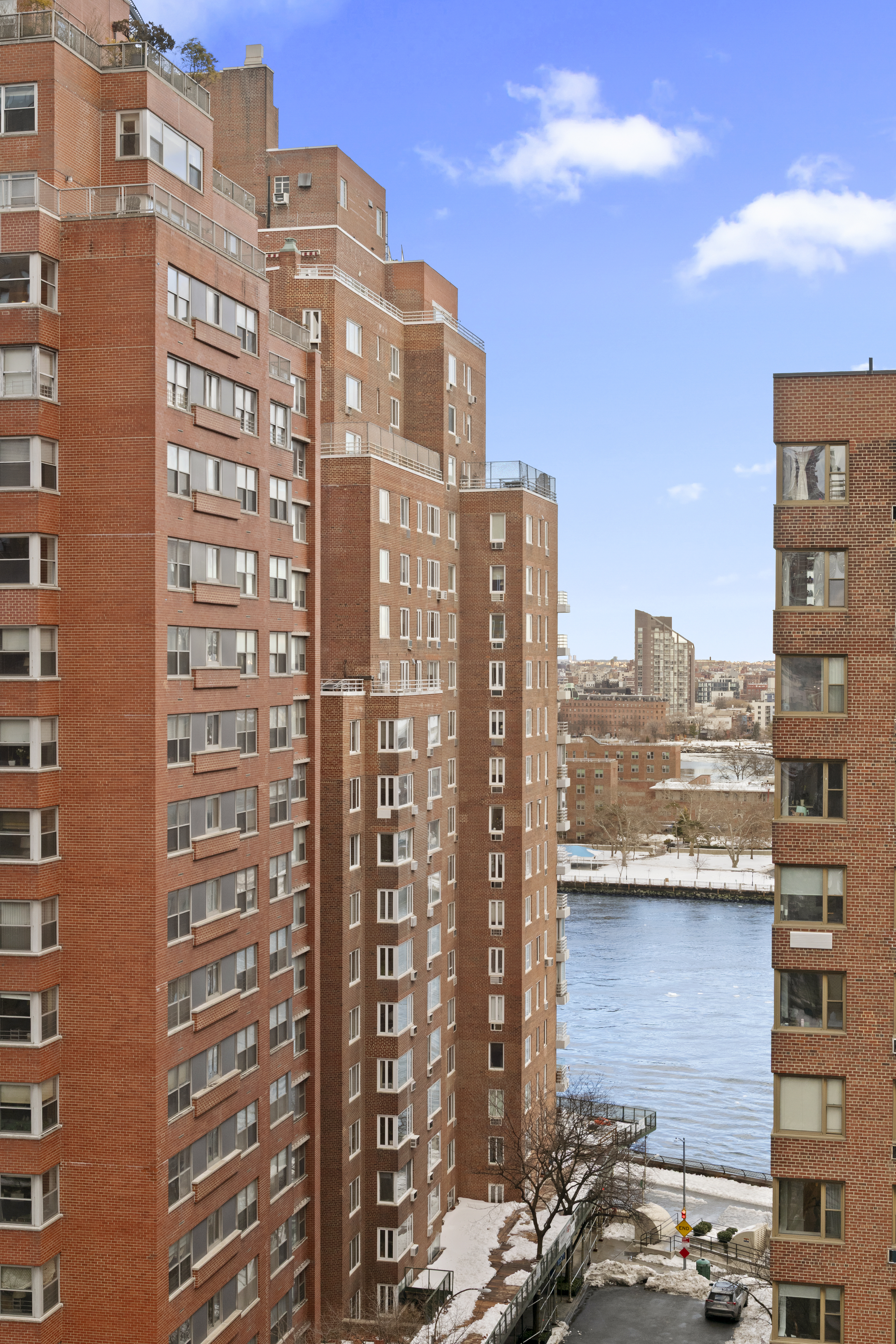 52 East End Avenue, Unit 12B Manhattan, NY 10028 - Photo 7 of 10