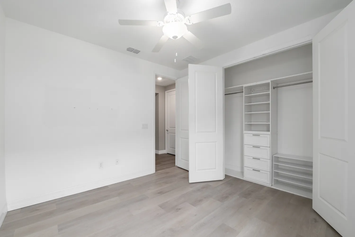 $580,000 | 4226 Southeast 11th Avenue, Ocala, FL 34480