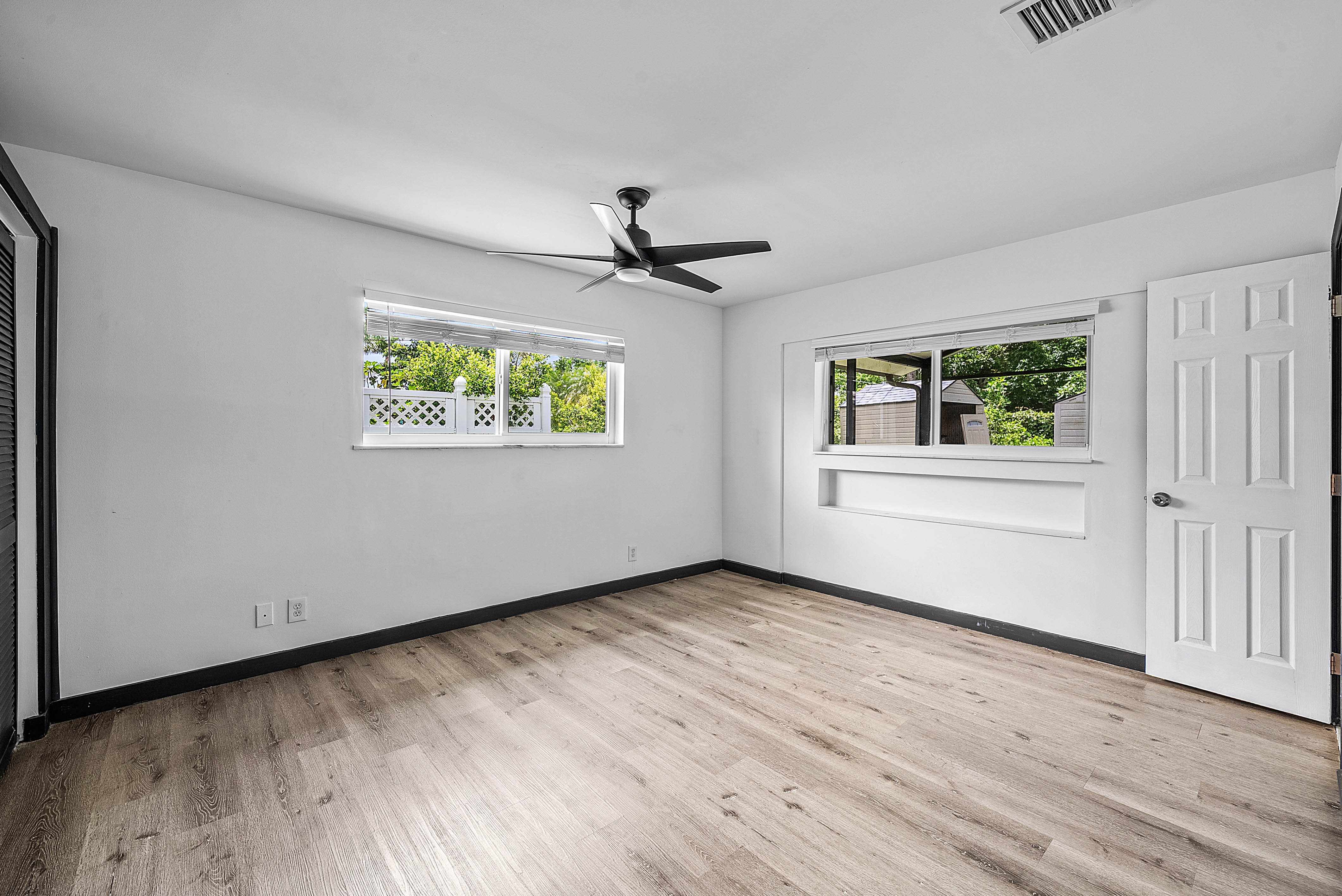 1100 Southwest 13th Place Boca Raton, FL 33486 - Photo 10 of 26