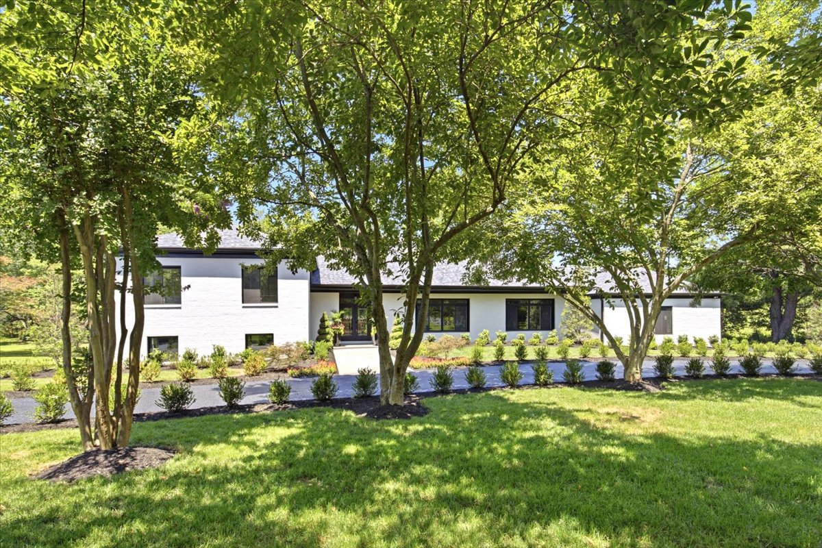 12650 Rolling Road Potomac, MD 20854 - Photo 2 of 74