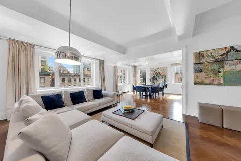 $5,995,000 | 530 Park Avenue, Unit 17A | Lenox Hill