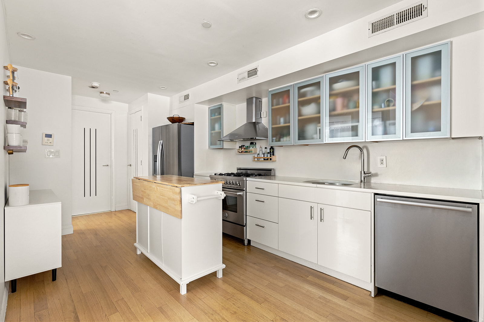 133 Sterling Place, Unit 1D Brooklyn, NY 11217 - Photo 2 of 9