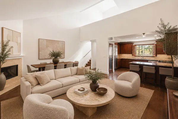 $1,199,000 | 3965 Moore Street, Unit 104, Los Angeles, CA 90066