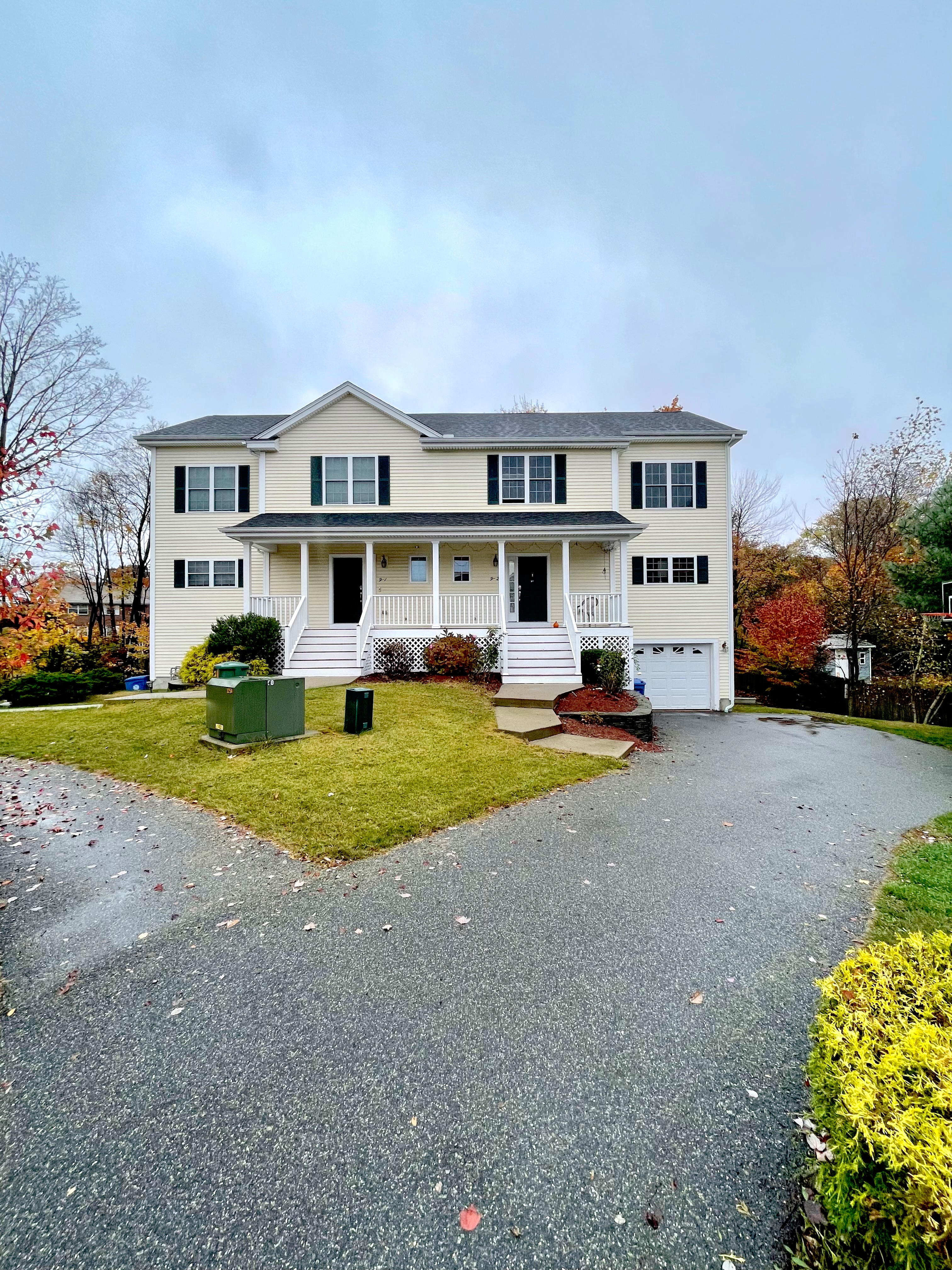 9 Blue Jay Circle, Unit 2 Wakefield, MA 01880 - Photo 2 of 3