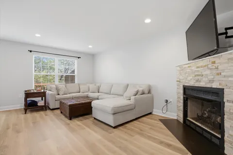 $530,000 | 325 Green View Court, Plymouth Meeting, PA 19462