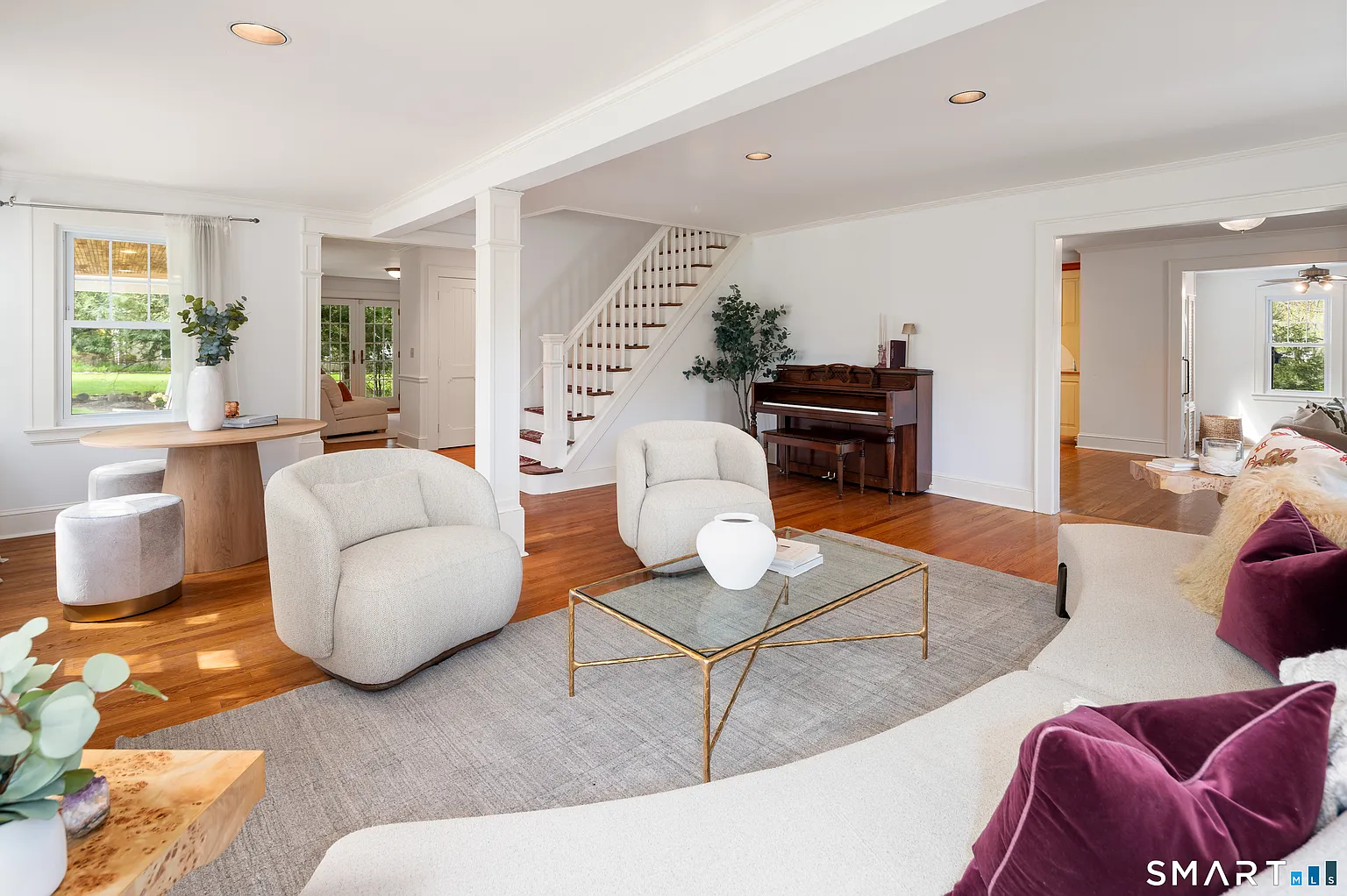 231 Roxbury Road Stamford, CT 06902 - Photo 7 of 39