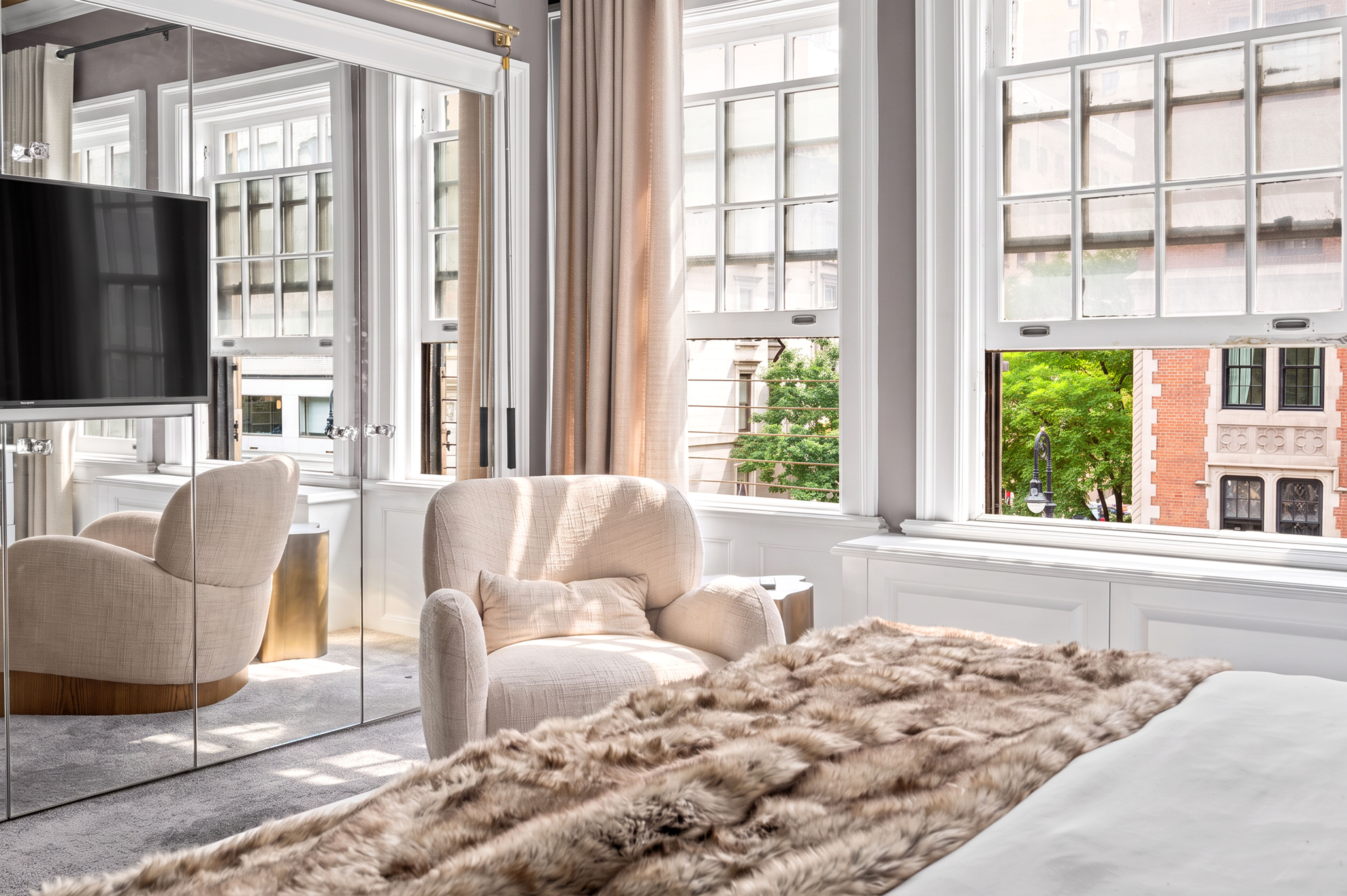 45 East 66th Street, Unit 3W Manhattan, NY 10065 - Photo 12 of 25 Gallery Image 12
