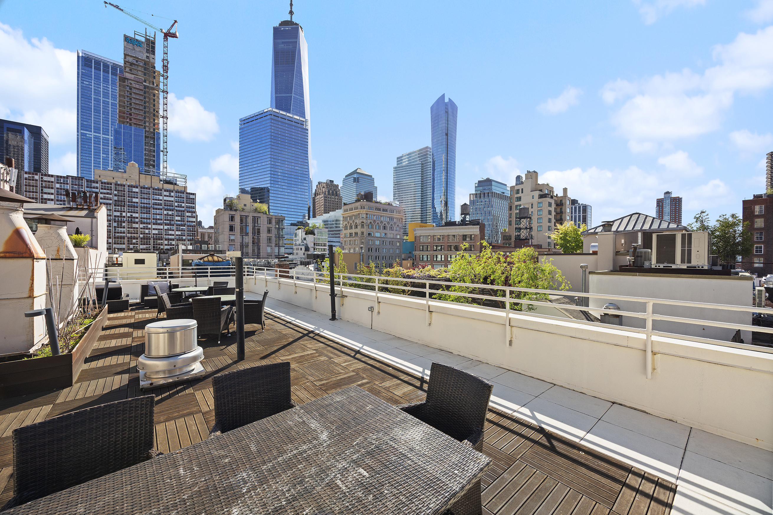 100 Reade Street, Unit 3C Manhattan, NY 10013 - Photo 7 of 9 a picture of city view