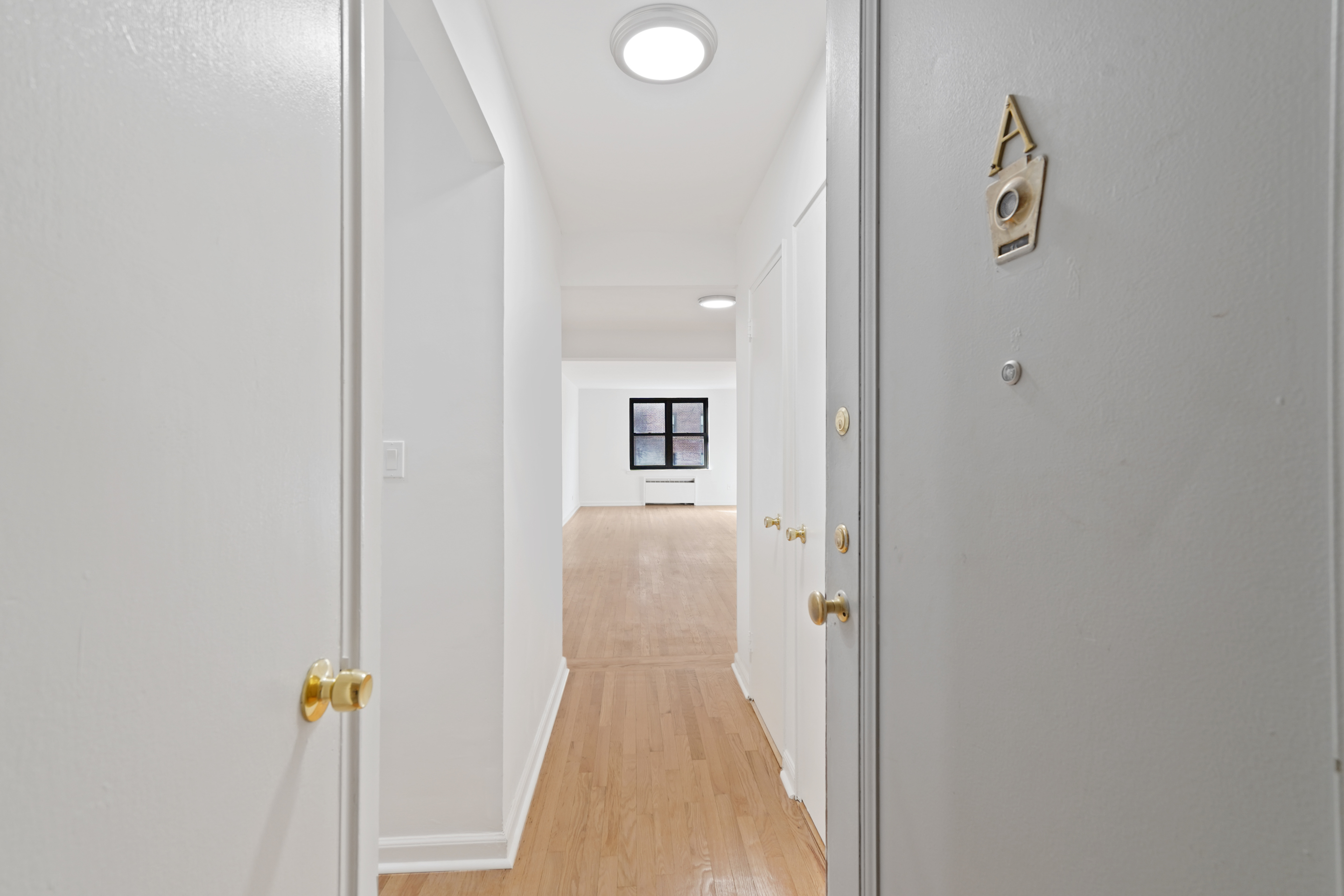 445 West 240th Street, Unit 3A Bronx, NY 10463 - Photo 15 of 36 Gallery Image 15