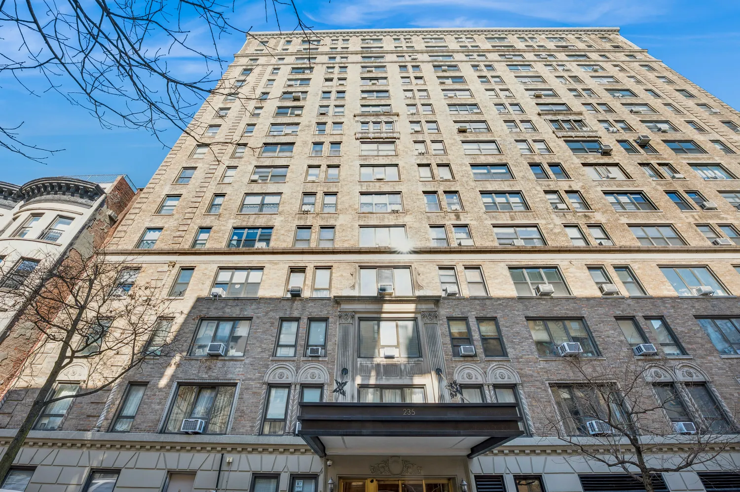 $439,000 | 235 West 102nd Street, Unit 16D | Upper West Side