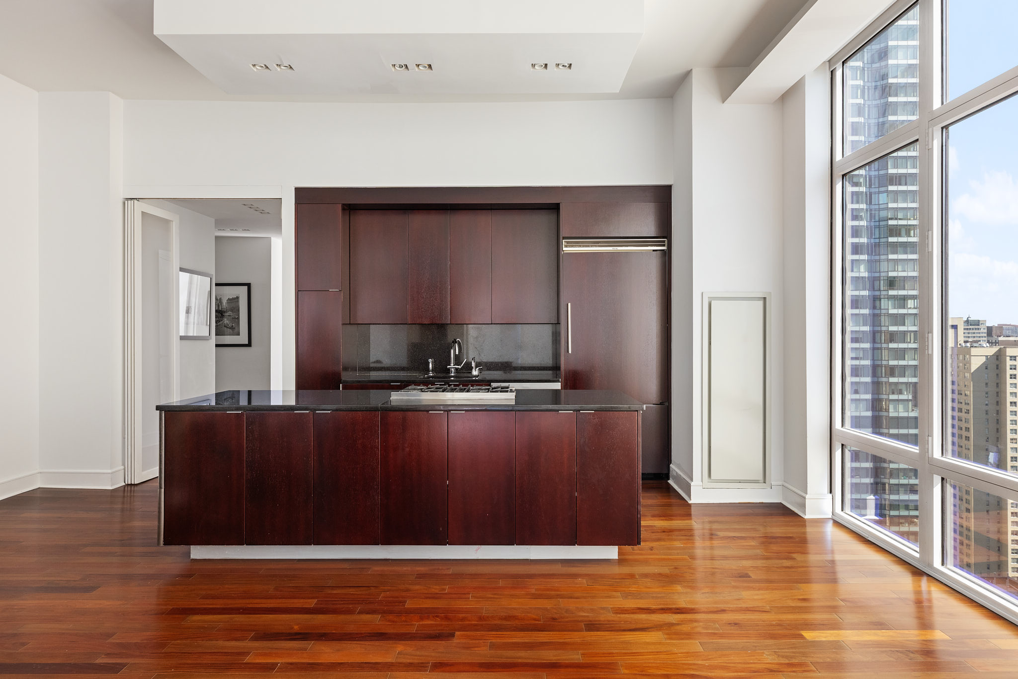 207 East 57th Street, Unit 33B Manhattan, NY 10022 - Photo 2 of 8