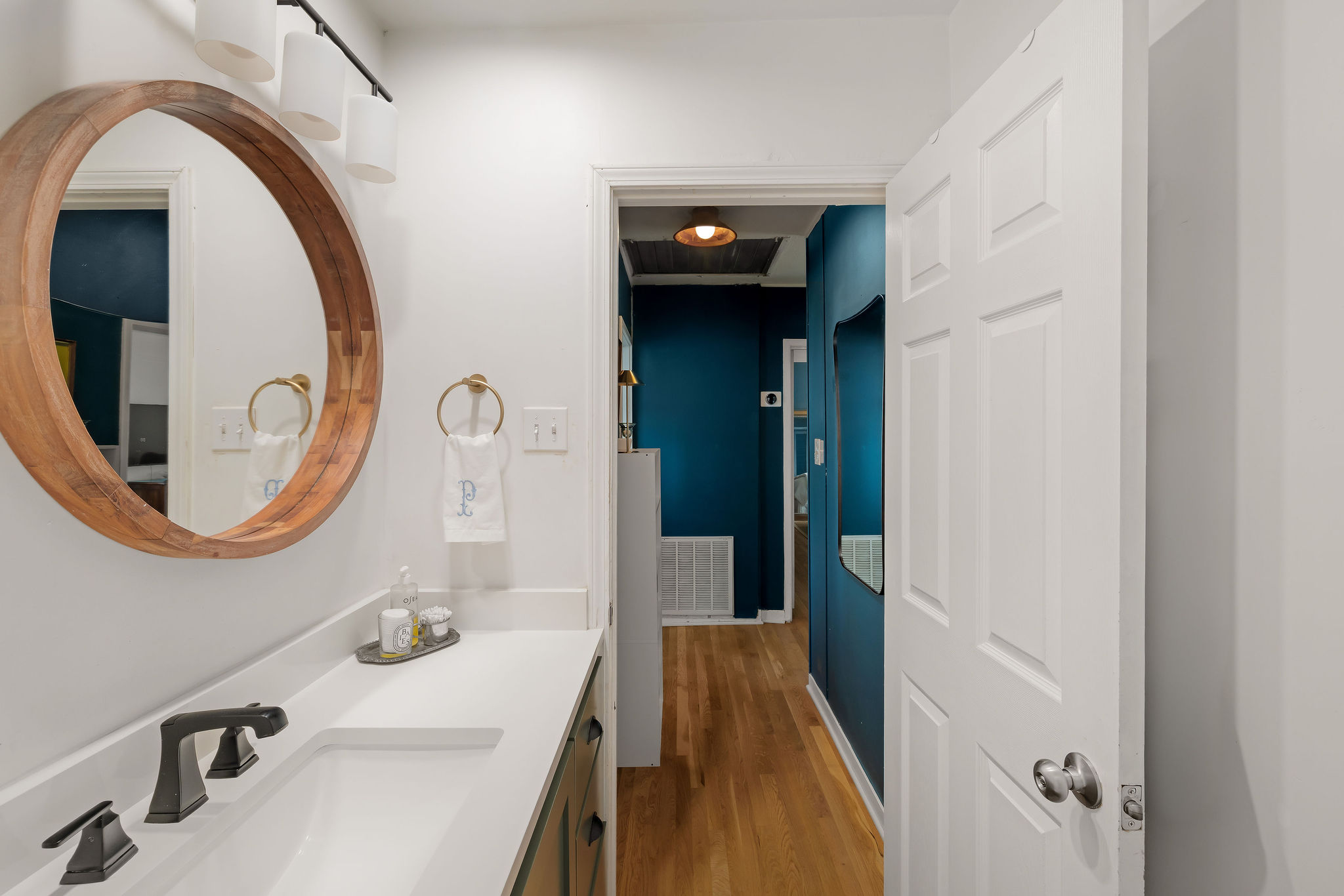 1501 Alguno Road, Unit 1 Austin, TX 78757 - Photo 16 of 29 Gallery Image 16