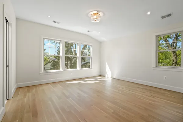 $2,195,000 | 22 West Spring Street, Alexandria, VA 22301